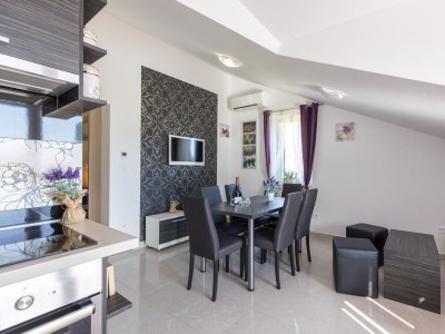 Apartment One bedroom apartment with terrace Baška, Krk A-19674-a - Outdoor photo 8