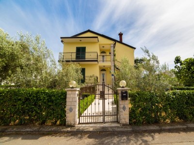 Apartment Two bedroom apartment with terrace Poreč A-19657-b - Outdoor photo 6