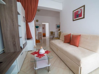 Apartment Two bedroom apartment with terrace Poreč A-19657-b - Outdoor photo 14