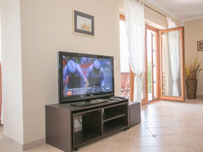 Holiday house Comfortable and spacious house with terrace Buići, Poreč K-19720 - Outdoor photo 21