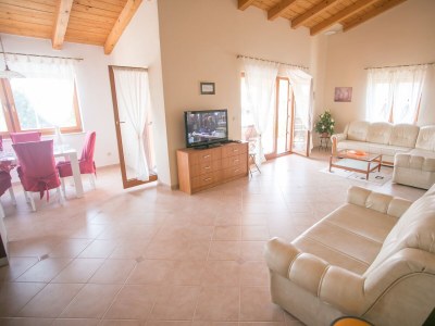 Holiday house Comfortable and spacious house with terrace Buići, Poreč K-19720 - Outdoor photo 25