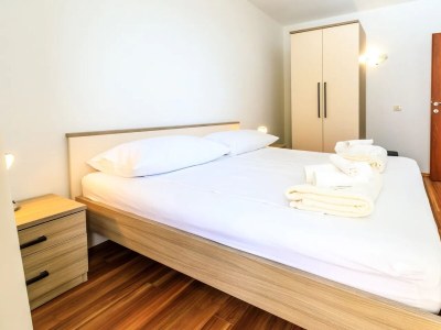 Apartment Two bedroom apartment with terrace and sea view Brela, Makarska A-19998-b - Outdoor photo 20