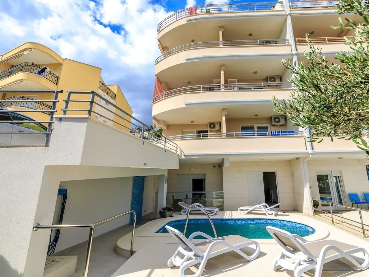 Apartment Studio flat with terrace and sea view Brela, Makarska AS-19998-a - Outdoor photo 2