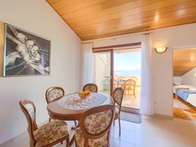 Apartment Two bedroom apartment with terrace and sea view Njivice, Krk A-20543-a - Outdoor photo 6