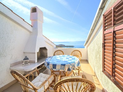 Apartment Two bedroom apartment with terrace and sea view Njivice, Krk A-20543-a - Outdoor photo 16