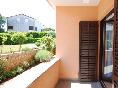 Apartment Two bedroom apartment with terrace Njivice, Krk A-21860-a - Outdoor photo 13