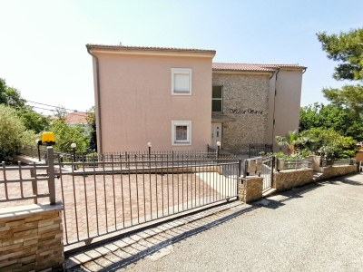 Apartment Three bedroom apartment near beach Dramalj, Crikvenica A-22501-a - Outdoor photo 7