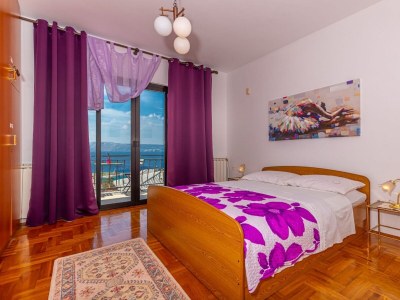 Apartment Three bedroom apartment with balcony and sea view Novi Vinodolski A-22846-a in Novi Vinodolski - Apartment