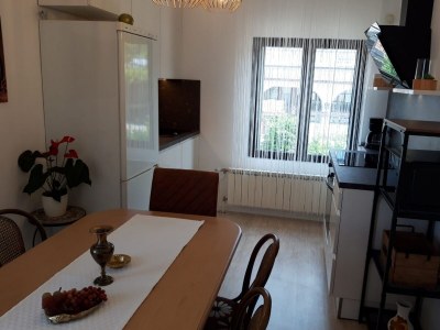 Apartment Three bedroom apartment with balcony and sea view Novi Vinodolski A-22846-a - Outdoor photo 9