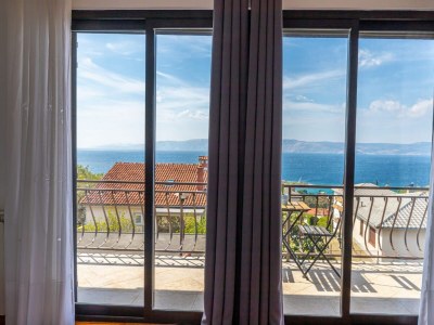 Apartment Three bedroom apartment with balcony and sea view Novi Vinodolski A-22846-a - Outdoor photo 19