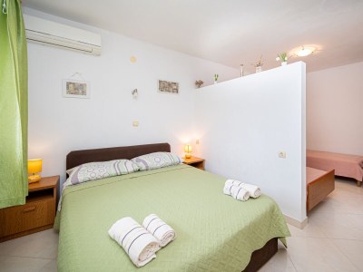 Apartment One bedroom apartment near beach Savar, Dugi otok A-23087-a - Outdoor photo 18