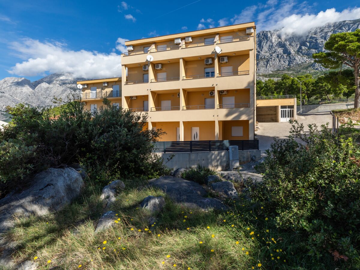 Apartment Studio flat with air-conditioning Krvavica, Makarska AS-23540-c - Outdoor photo 2