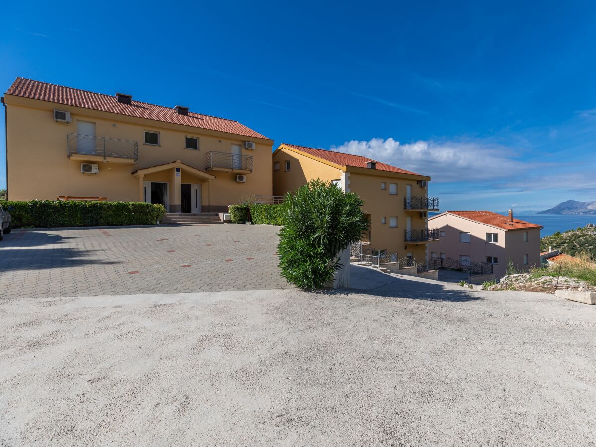 Apartment Studio flat with balcony and sea view Krvavica, Makarska AS-23540-d - Outdoor photo 4