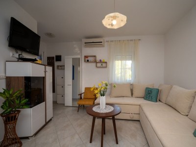 Apartment One bedroom apartment with terrace Zaton, Zadar A-24003-a - Outdoor photo 13