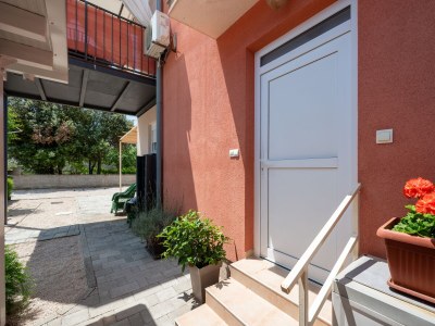 Apartment Two bedroom apartment with terrace Zaton, Zadar A-24003-d - Outdoor photo 9