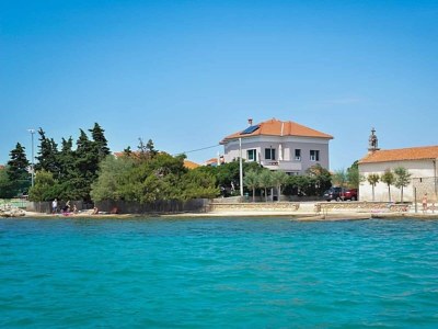 Apartment One bedroom apartment near beach Poljana, Ugljan A-24970-a in Preko - Apartment