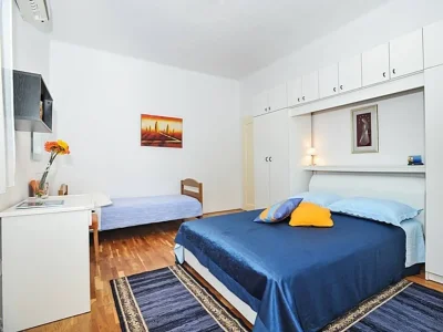 Apartment One bedroom apartment near beach Poljana, Ugljan A-24970-a - Outdoor photo 16