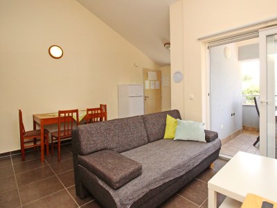 Apartment Two bedroom apartment with terrace Baška, Krk A-25018-a - Outdoor photo 7