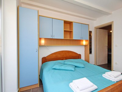 Apartment Two bedroom apartment with terrace Baška, Krk A-25018-a - Outdoor photo 15