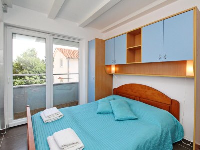 Apartment Two bedroom apartment with terrace Baška, Krk A-25018-a - Outdoor photo 16