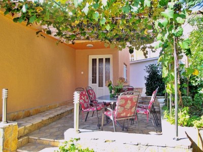 Apartment Two bedroom apartment with terrace and sea view Čižići, Krk A-25023-a - Outdoor photo 24