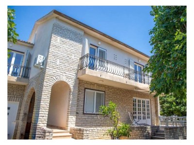 Holiday house Four-bedroom house with terrace Barbat, Rab K-25029 - Outdoor photo 3