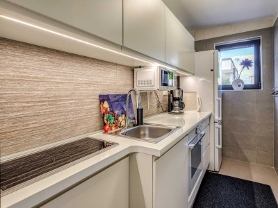 Apartment Three bedroom apartment with terrace and sea view Njivice, Krk A-25033-a - Outdoor photo 12