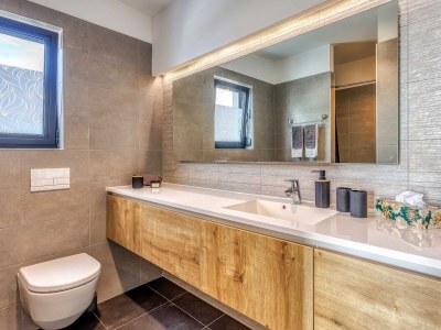 Apartment Three bedroom apartment with terrace and sea view Njivice, Krk A-25033-a - Outdoor photo 20