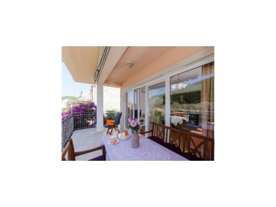 Apartment Apartment Marela- One Bedroom Apartment with Balcony and Sea View in Mokošica - Apartment