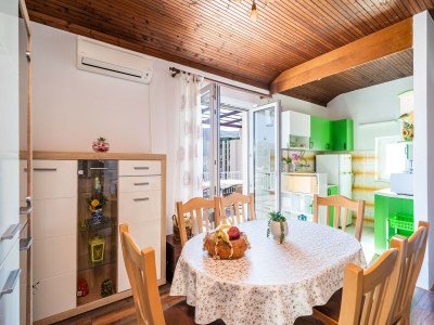 Apartment Apartment Dorica - Two Bedroom Apartment with Terrace - Features photo 10