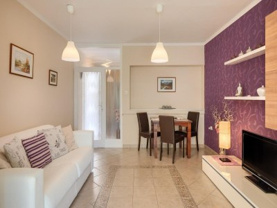 Apartment Apartment in Porec near the Sea and Beaches - Features photo 16