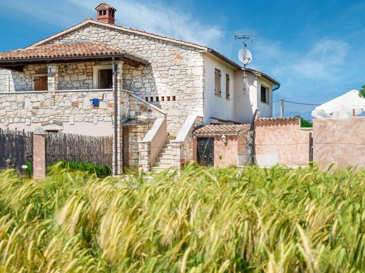 Holiday house Charming holiday home with garden