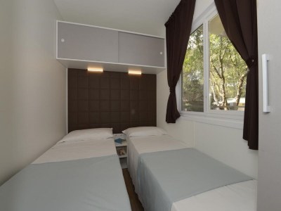 Holiday park Chalet in Baia Domizia with Private Beach - Features photo 7