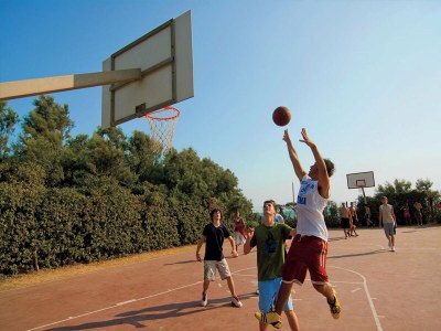 Holiday park Chalet in Baia Domizia with Private Beach - Outdoor photo 23