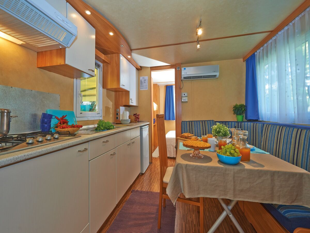 Holiday park Sunny Chalet in Baia Domizia - Features photo 4