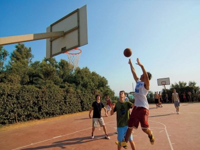 Holiday park Modern Chalet w/ Pool Views - Outdoor photo 21