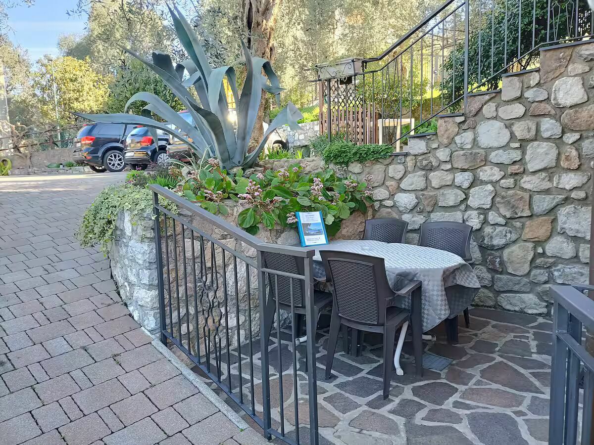 Holiday house Stella Apartment Mediterranean Garden, Lake - Outdoor photo 4