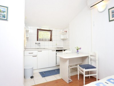 Apartment One bedroom apartment with terrace Okrug Gornji, Čiovo A-1107-b - Outdoor photo 15