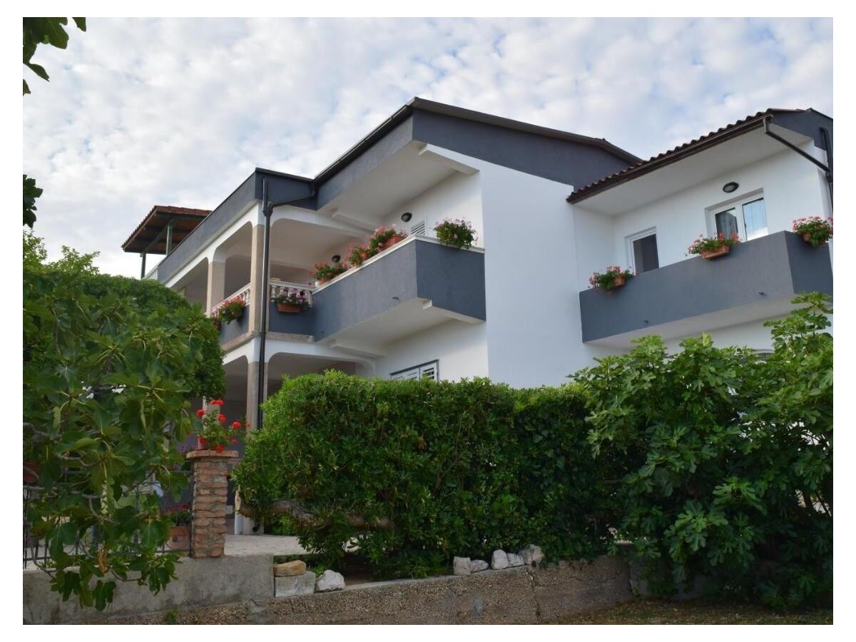 Apartment One bedroom apartment with air-conditioning Barbat, Rab A-24277-b