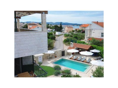 Apartment Two bedroom apartment with terrace Brodarica, Šibenik A-25027-a - Outdoor photo 6