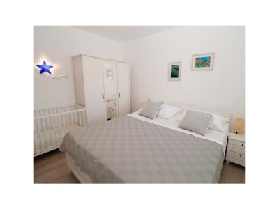 Apartment Two bedroom apartment with terrace Brodarica, Šibenik A-25027-a - Outdoor photo 21