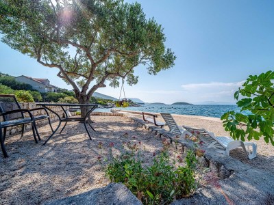 Apartment Four-bedroom apartment near beach Cove Pještata, Pelješac A-10236-a - Outdoor photo 15