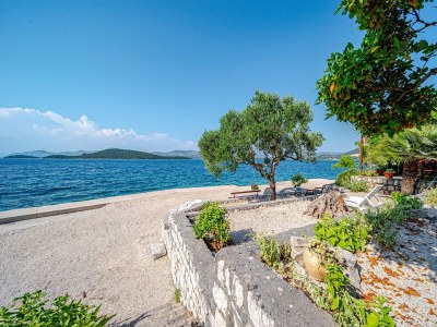 Apartment Four-bedroom apartment near beach Cove Pještata, Pelješac A-10236-a - Outdoor photo 17