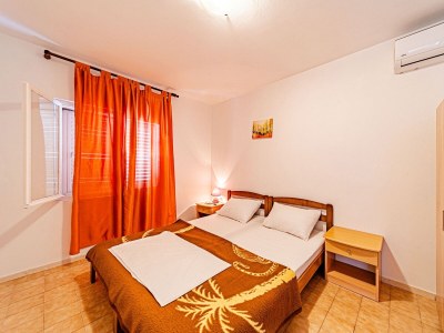 Apartment Four-bedroom apartment near beach Cove Pještata, Pelješac A-10236-a - Outdoor photo 27