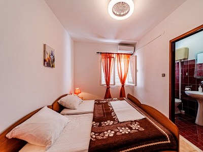 Apartment Four-bedroom apartment near beach Cove Pještata, Pelješac A-10236-a - Outdoor photo 32