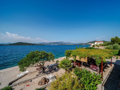 Apartment Four-bedroom apartment near beach Cove Pještata, Pelješac A-10236-a - Outdoor photo 52