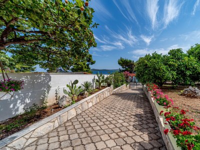Apartment Two bedroom apartment near beach Kučište - Perna, Pelješac A-21507-b - Outdoor photo 17