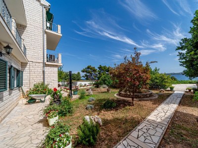 Apartment Two bedroom apartment near beach Kučište - Perna, Pelješac A-21507-e - Outdoor photo 15