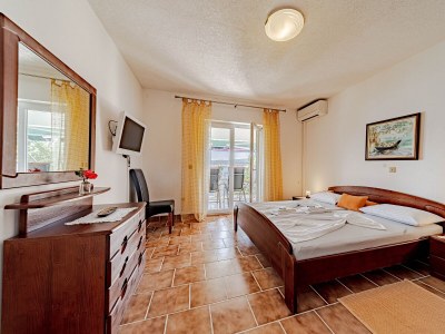 Apartment Two bedroom apartment near beach Kučište - Perna, Pelješac A-21507-e - Outdoor photo 23