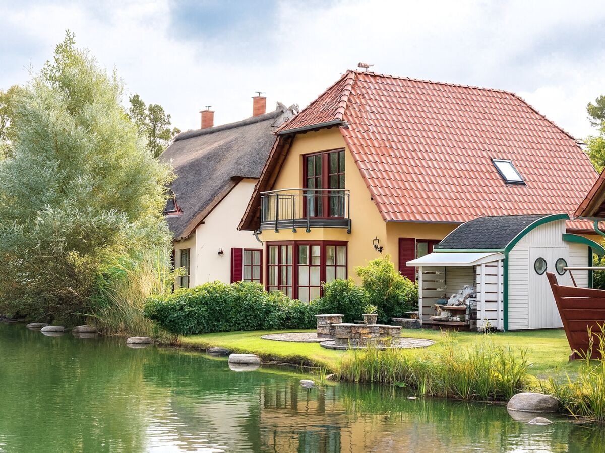 Holiday house No title